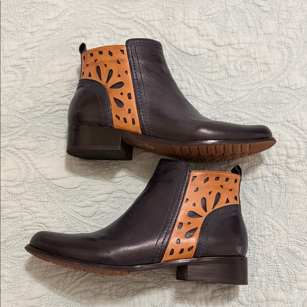 Spring Step Black and Tan Ankle Booties